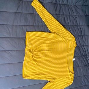 Long sleeve tie front